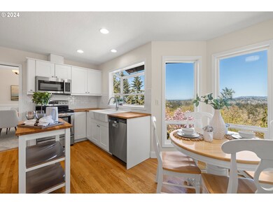 17765 Hillside Dr, West Linn, OR 97068 - photo 6