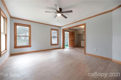 512 Salisbury Rd, Statesville, NC 28677 - photo 6