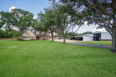 331 Twin Ln, Rosenberg, TX 77471 - photo 5