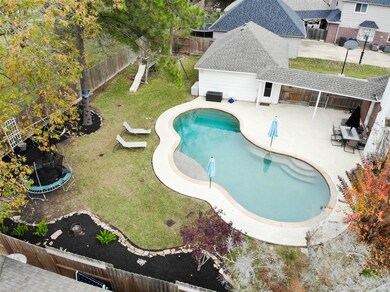 404 Windsor Dr, Friendswood, TX 77546 - photo 2