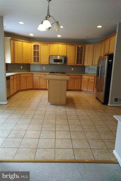 6042 Joseph Scott Dr, Elkridge, MD 21075 - photo 3