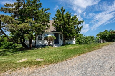 2 Creek Hill, Chilmark, MA 02535 - photo 4