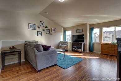 Living Room w/Laminate Flooring