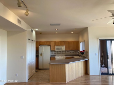 8110 N Tucson National Place unit 100, Tucson, AZ 85741 - photo 7