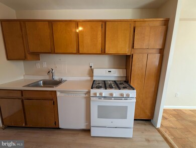 River Towers unit 511, Alexandria, VA 22307 - photo 2