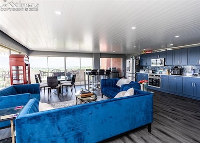 411 Lakewood Cir unit C908, Colorado Springs, CO 80910 - photo 6