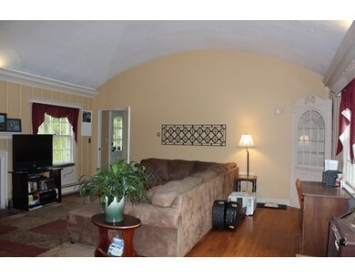 133 Greene St, Hopedale, MA 01747 - photo 3