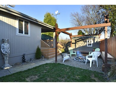 2988 SW Ruby Ln, Troutdale, OR 97060 - photo 4