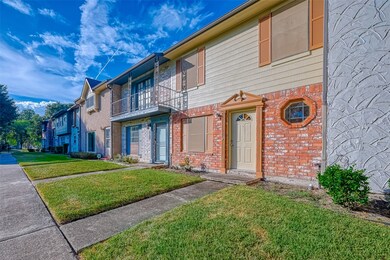 3814 Laura Leigh Dr, Friendswood, TX 77546 - photo 2