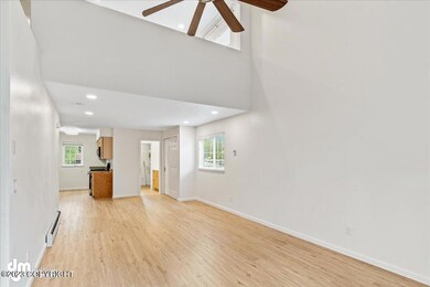 06-Living Room_ELI05533