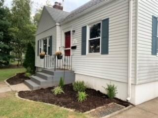 22 Ash Ave, Cranston, RI 02910 - photo 4