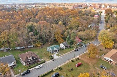 153 Ridge St, Reidsville, NC 27320 - photo 7