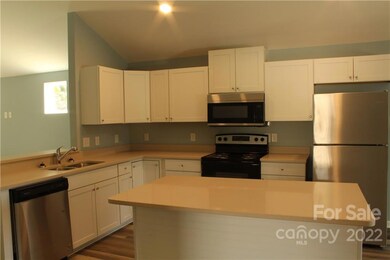 1414 Southridge St unit 8, Shelby, NC 28152 - photo 6