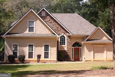 165 Bartlett Dr, Sharpsburg, GA 30277 - photo 2