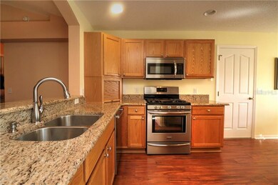 17446 SE 71st Currituck Terrace, The Villages, FL 32162 - photo 5