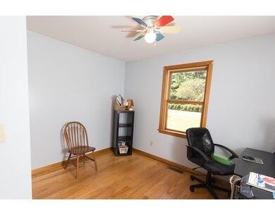 36 Dwight St, Hatfield, MA 01038 - photo 7