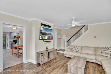 04-Living Room