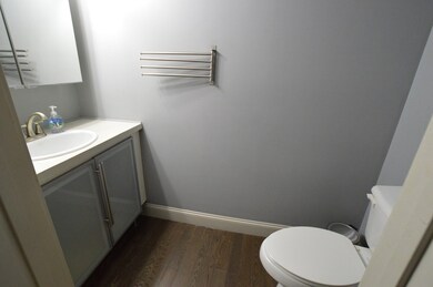 7 Crombie St unit 11, Salem, MA 01970 - photo 5