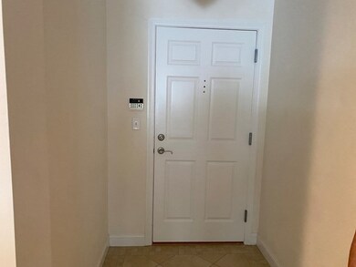 Salem Place Condominiums unit 52, Woburn, MA 01801 - photo 2