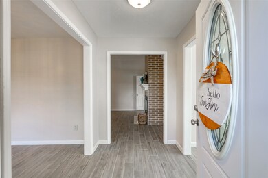 11431 Newton St, Houston, TX 77089 - photo 5