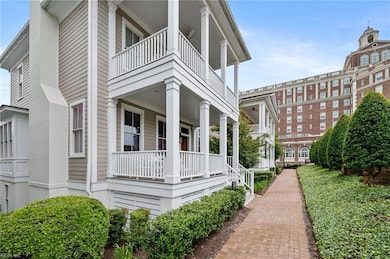 Two balconies for outdoor living!