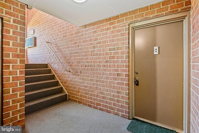 6 Ballindine Ct unit 101, Lutherville Timonium, MD 21093 - photo 3