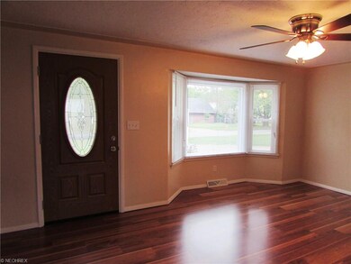 4910 Southwood Dr, Sheffield Lake, OH 44054 - photo 2