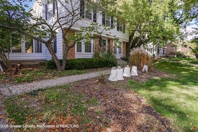 953 Rosewood Ave, East Lansing, MI 48823 - photo 2