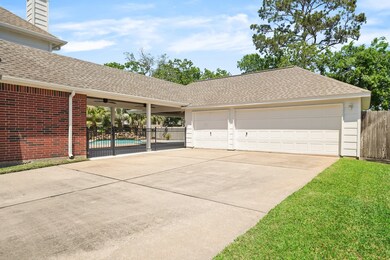 302 Windsor Dr, Friendswood, TX 77546 - photo 5