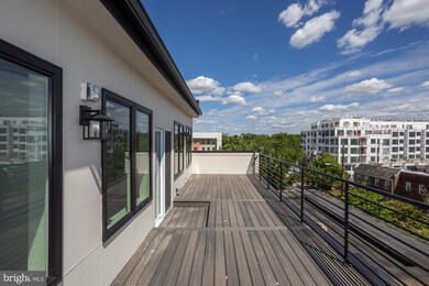 712 Kearny St NE unit 2, Washington, DC 20017 - photo 4