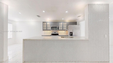 8212 NW 8th Place unit 2, Plantation, FL 33324 - photo 6