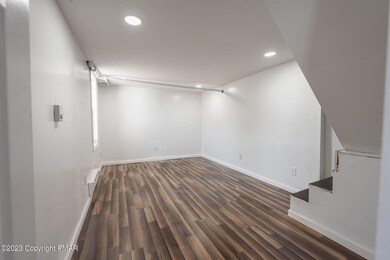 213 Smith St, Dupont, PA 18641 - photo 7