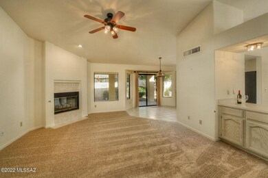 Family Room to Casual Dining