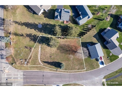 2364 Saint Andrews Dr, Altoona, WI 54720 - photo 2