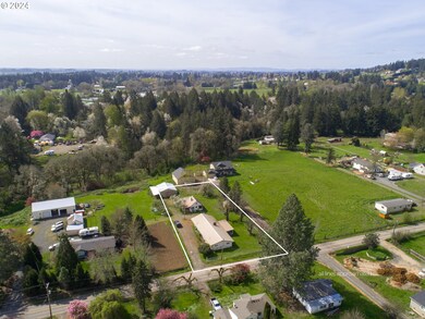 23720 NE Sunnycrest Rd, Newberg, OR 97132 - photo 3