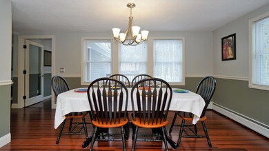 Dining with lots of light