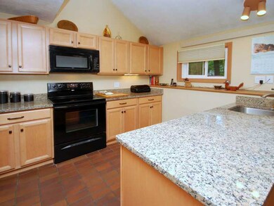 327 Gilbert Stuart Dr, East Greenwich, RI 02818 - photo 6