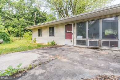 1131 Outer Dr, Hagerstown, MD 21742 - photo 7