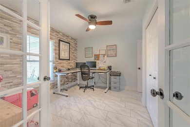 4810 Centerbrook Ct, Tampa, FL 33624 - photo 3