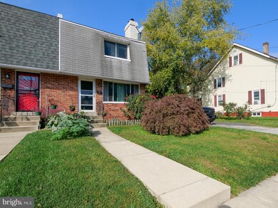 1151 Adams St, Crum Lynne, PA 19022 - photo 2