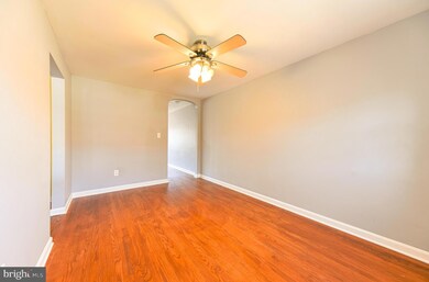 1130 Linden Ave, Halethorpe, MD 21227 - photo 6