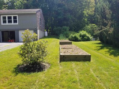 81 East St, Claremont, NH 03743 - photo 6