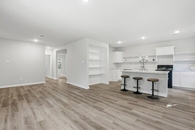 154 Lakeview Dr, Livingston, TX 77351 - photo 4