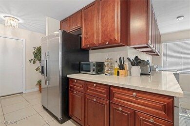 1012 Jessica Ave, Las Vegas, NV 89104 - photo 3