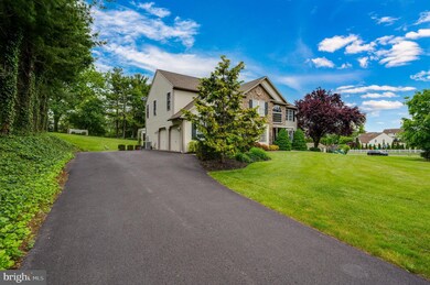 735 Rivervale Rd, Reading, PA 19605 - photo 4