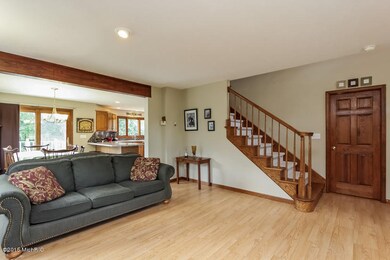 006-Living_Room-1970215-small