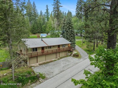 06-Aerial front of home