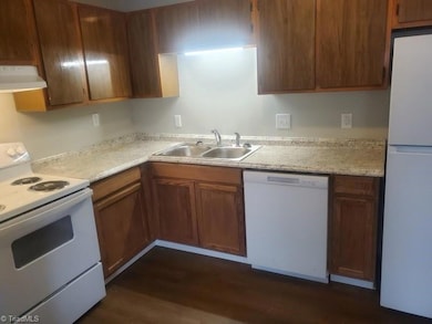 1807 S Scales St unit 1, Reidsville, NC 27320 - photo 5