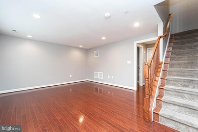 321 Bulwark Aly, Annapolis, MD 21401 - photo 4