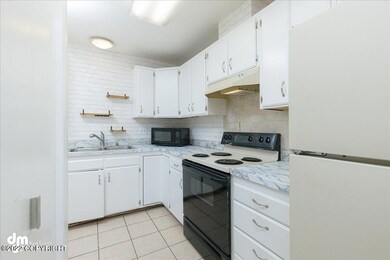 07-Kitchen 20220705-DW-8466